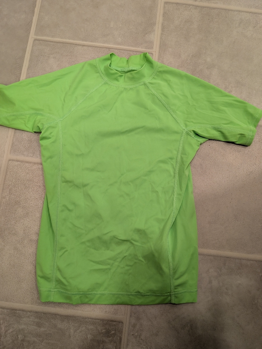 Boy's Lands End Rash Guard, size 8